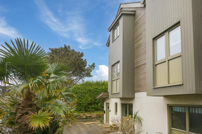 7 Toms Yard, St Ives