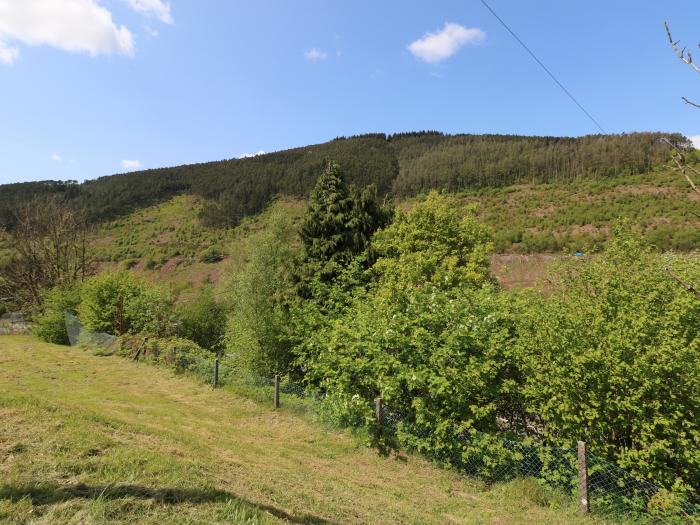 Afan House nr Pontrhydyfen, West Glamorgan. Three-bedroom home with woodburning stove. Pet-friendly.