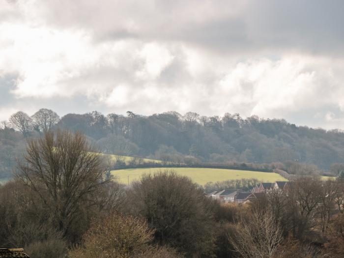 Oakman Cottage, Honiton, two bed, off-road parking, pet-friendly, washing machine, original features