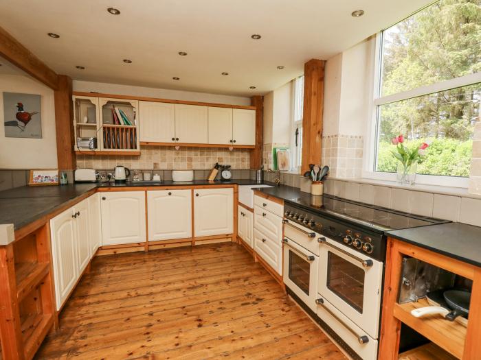 St. Marks School House, Rhayader, Mid Wales, Powys, Romantic, Countryside views. Open-plan, En-suite