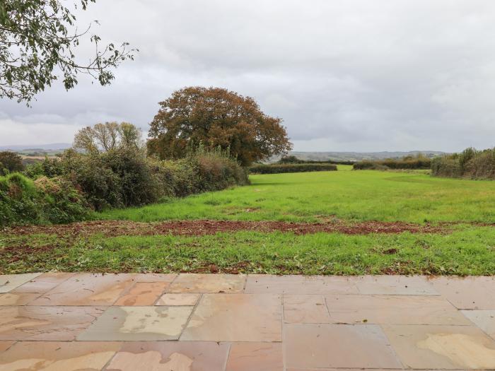 The Linhay in Lapford, Devon. Barn conversion. Walking location. One pet allowed. Underfloor heating