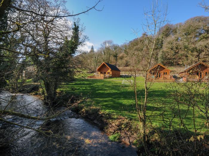 Trevano, St Breward, Cornwall, dog-friendly, family-friendly, open-plan, woodburning stove, parking.