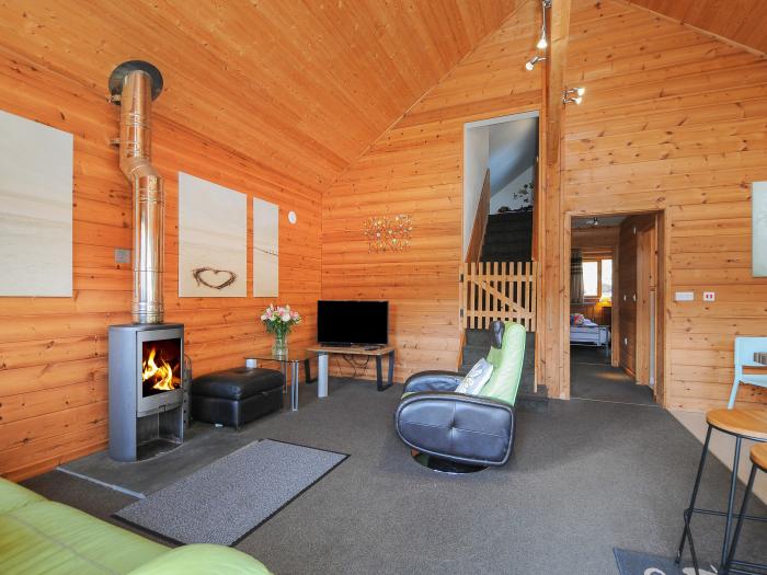 Trevano, St Breward, Cornwall, dog-friendly, family-friendly, open-plan, woodburning stove, parking.