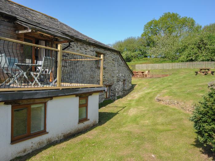 Mill House, in Lostwithiel near Pelynt, Cornwall, off-road parking, pet-friendly, on a working farm.