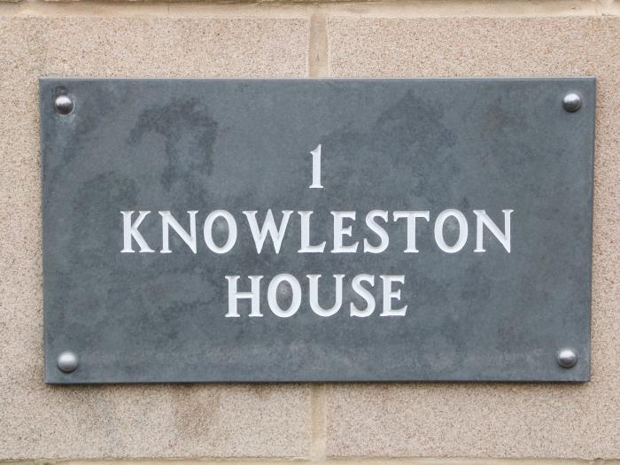 1 Knowleston House, Matlock