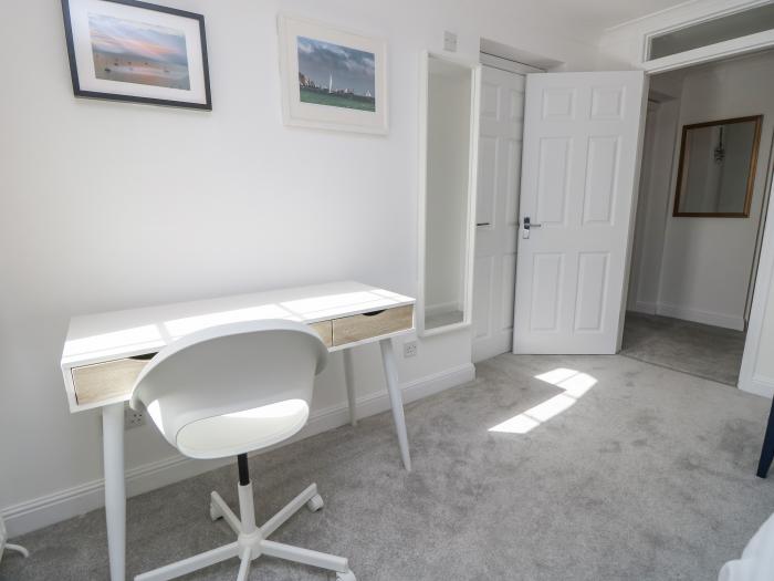 Tennyson View, Totland, electric fire, off-road parking, enclosed garden, bike storage, 3-beds