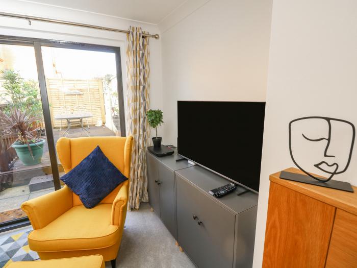 Tennyson View, Totland, electric fire, off-road parking, enclosed garden, bike storage, 3-beds