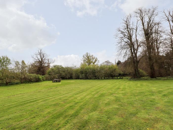 Pat's Cottage near Market Rasen, Lincolnshire. Delightful, one-bedroom annexe, ideal for couple