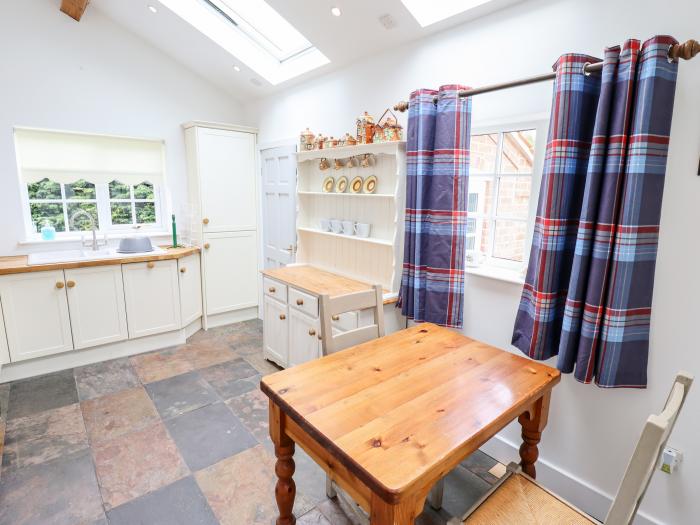 Pat's Cottage near Market Rasen, Lincolnshire. Delightful, one-bedroom annexe, ideal for couple