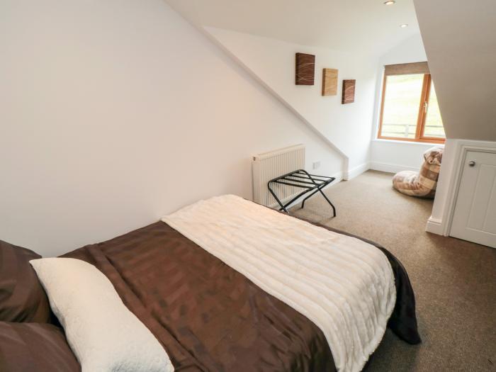 Greencroft, Lingdale, North Yorkshire, off-road parking, TV, washing machine, 3bedroom