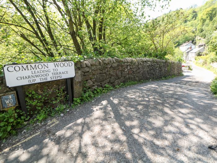 3 Charnwood Terrace, Commonwood, Matlock Bath near Matlock. Countryside views. Woodburning stove. TV