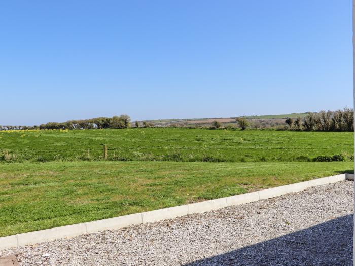 Kevin's Cottage, Ballymacoda County Cork, off-road parking, single-storey, 2 bed, close to amenities