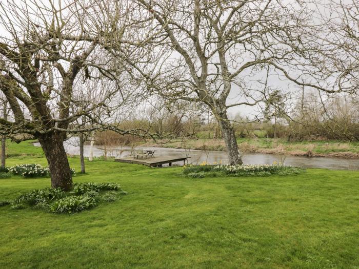 Avon Turn View, Alderbury, Wiltshire, Near an AONB, Near a National Park, Near a River, Lodge, River