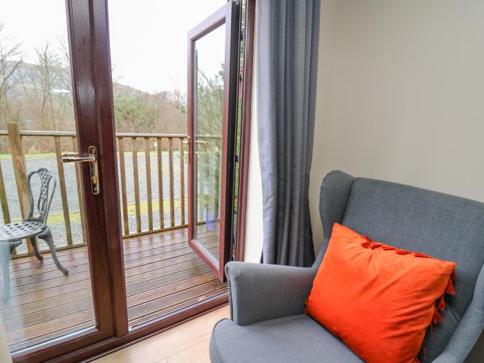 The Faulkner in Nantmel near Rhayader, Mid Wales, private decking, pet-friendly, off-road parking,.