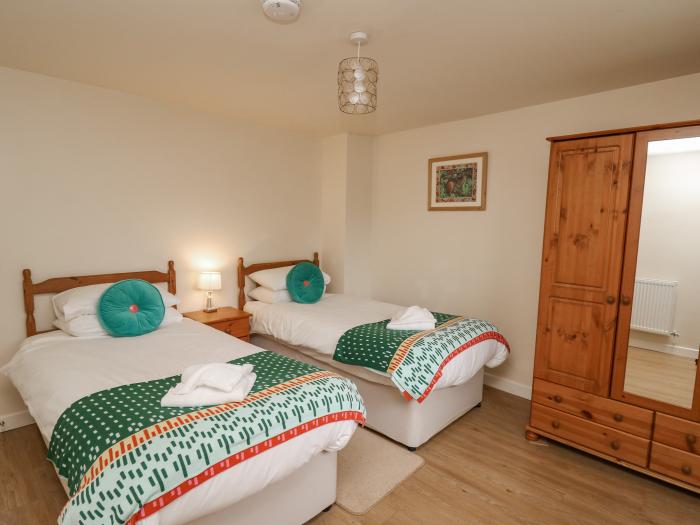 The Faulkner in Nantmel near Rhayader, Mid Wales, private decking, pet-friendly, off-road parking,.