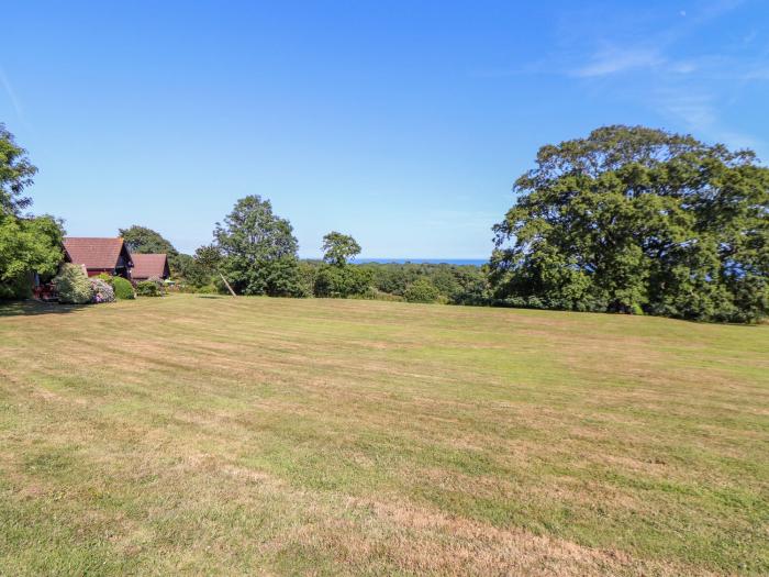 Trewince Manor Cottage, Portscatho, Cornwall, communal swimming pool, close to a beach rural cottage