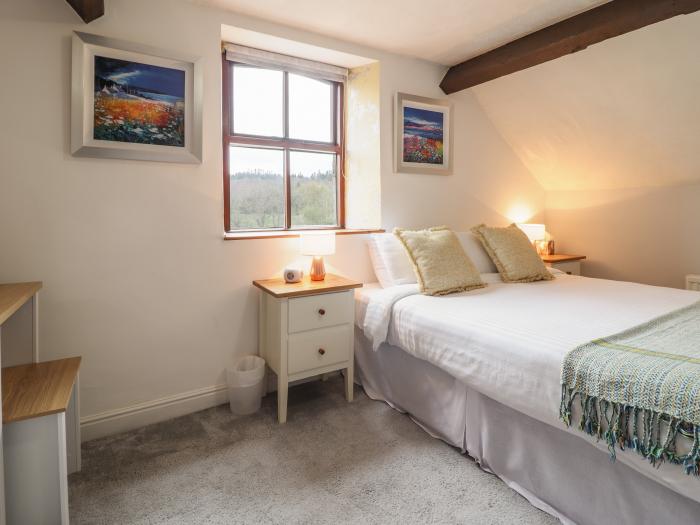 Gamekeepers Cottage in Rowen, in Conwy. In National Park. Three-bedroom barn conversion with garden.