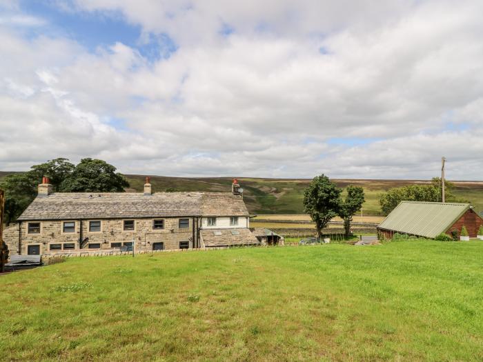 Bess Cottage in Cragg Vale, West Yorkshire, romantic, countryside views, contemporary, studio-style,