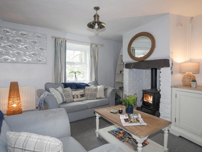 Tan Y Fynwent in Abersoch, Gwynedd, dog-friendly, enclosed garden, close to beach, garden furniture.