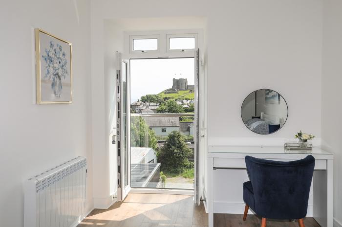 Apartment 2, Criccieth