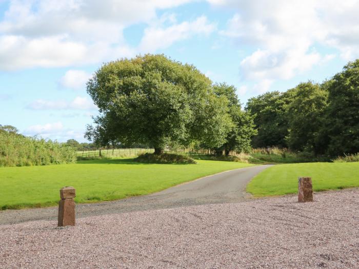 The Pavillion in Kirklinton near Longtown, Cumbria. Near a National Park. Off-road parking. Romantic