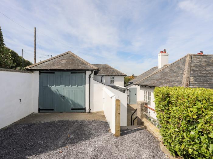 Gorse Bank, Abersoch, Gwynedd, North Wales, close to amenities and the beach, Smart TV, traditional,