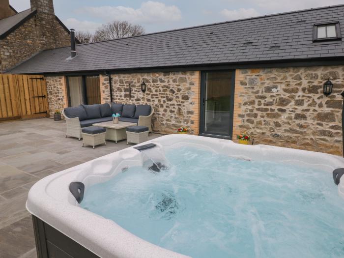 The Byre, St Brides Major, Vale of Glamorgan, pets, working farm, enclosed garden with lawn, hot tub