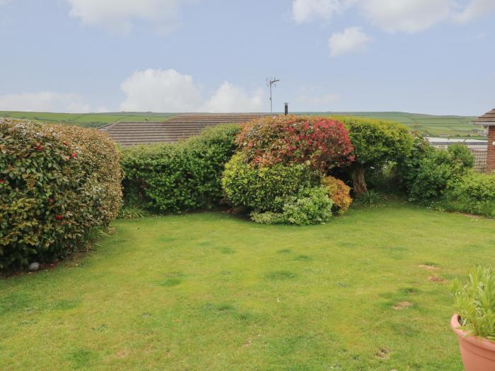 Spindell, Thurlestone, Devon. In an AONB. Ground-floor living. Near amenities and beach. Rural views