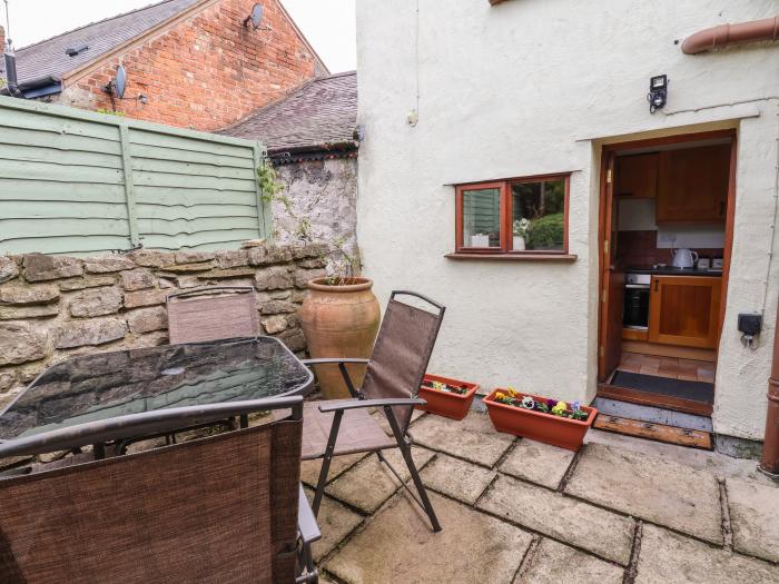 Hilston, Dyserth, Denbighshire. Close to pub. Close to sandy beach, local walks through countryside