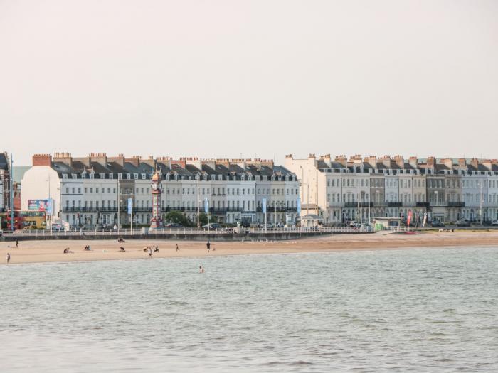 Flat 3 in Weymouth, Dorset. Two-bedroom, duplex apartment near beach and amenities. Stylish. Coastal