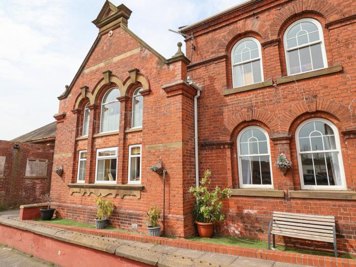 The Old Police House in Withernsea, East Riding of Yorkshire. Games room and hot tub. Close to beach