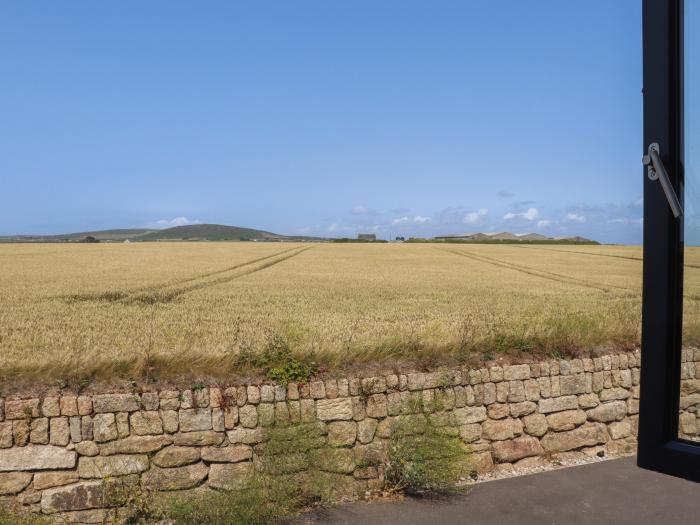 Sea Eden, Sennen, Cornwall. Smart TV. Bespoke interiors. Hot tub. Incredible countryside views, 3bed