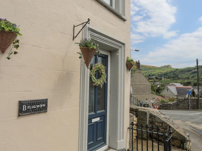 Brigwyn, Nefyn, Llyn Peninsula, over three floors, townhouse, four bedrooms, pet-friendly, Smart TV.