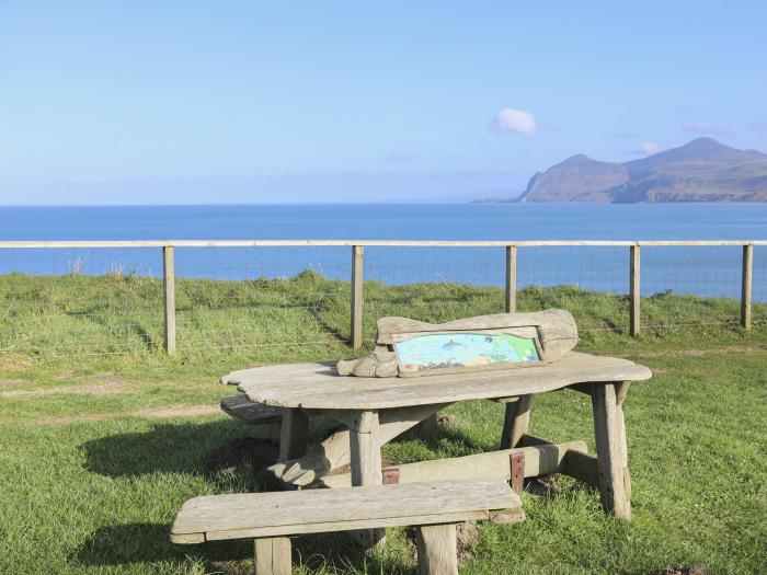 Brigwyn, Nefyn, Llyn Peninsula, over three floors, townhouse, four bedrooms, pet-friendly, Smart TV.