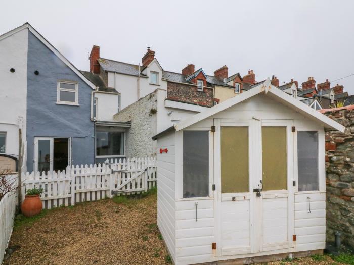 Oyster Catchers, Watchet, Somerset, WiFi, Sea views, Beach hut, Kitchen/diner, Beach, Marina, Gas CH