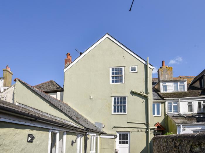 The Lymings, Lyme Regis, Dorset, woodburning stove, close to amenities and the beach, central, 4 bed