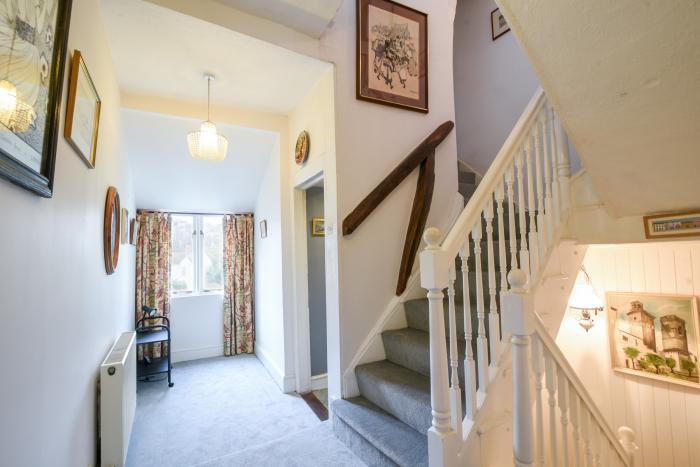 The Lymings, Lyme Regis, Dorset, woodburning stove, close to amenities and the beach, central, 4 bed