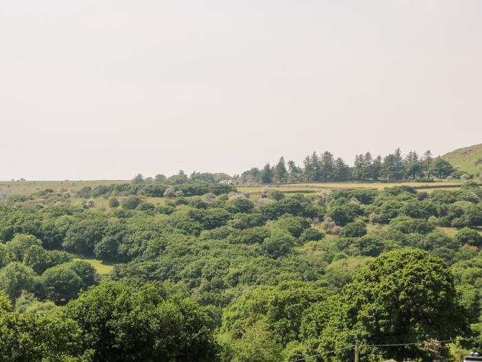 Mole Cottage in Upton Cross, Cornwall, romantic, dog-friendly, countryside views, woodburning stove.