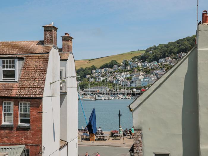 29b Lower Street is in Dartmouth, Devon. Car park parking. In an AONB. Close to amenities and beach.