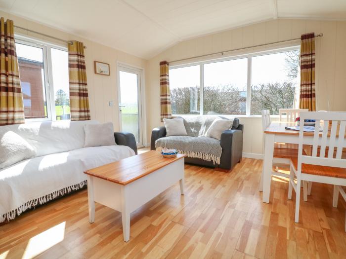 Bella-Mere near Ilfracombe, Devon. Pet-friendly and on-site facilities. Close to amenities and beach