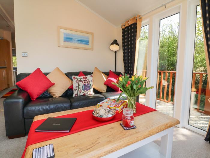 Poppy Lodge, Mullacott, near Ilfracombe, Devon. Near Exmoor National Park, single-storey, open-plan.