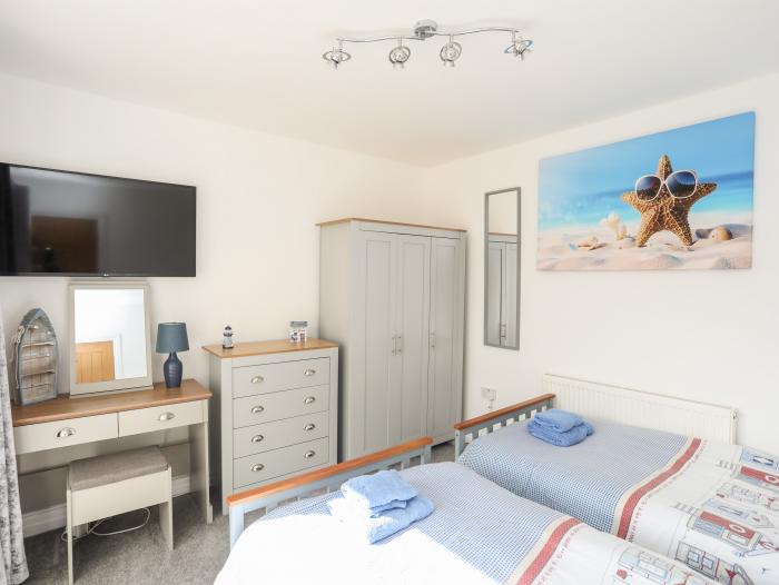 Tinkers Patch, Benllech, Wales, Anglesey, North Wales, Snowdonia National Park, WiFi, Smart TV, Pets