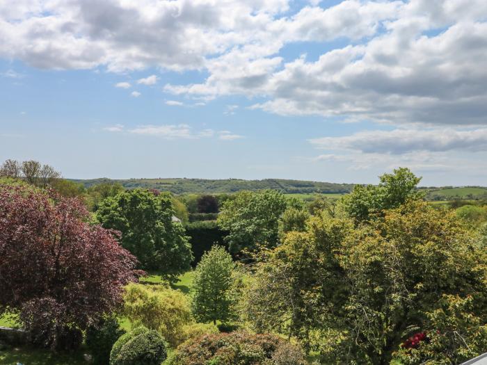 The Loft, Brixton, Devon, Near Dartmoor National Park, Open-Plan, Swimming Pool, Barbecue, Outhouse.