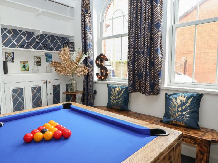 The Old Station House, Withernsea, Riding of Yorkshire, Near a National Park, Five bedrooms, hot tub