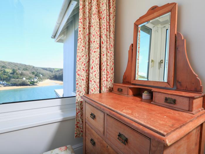 2 Channel View, Salcombe