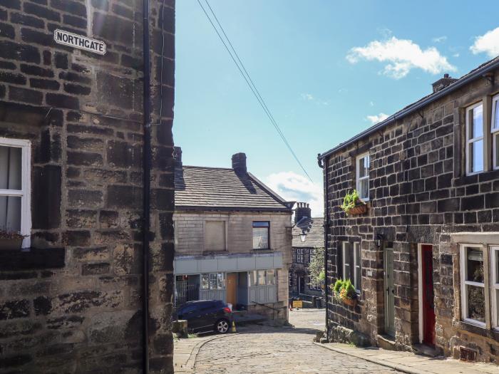 40 Northgate, Heptonstall, West Yorkshire. Two-bedroom cottage, enjoying rural views. Near amenities