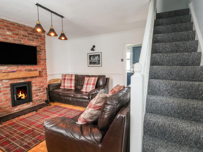 Ty Pen Y Bryn, Conwy, North Wales. Family and pet-friendly. Close to amenities, attractions & beach.