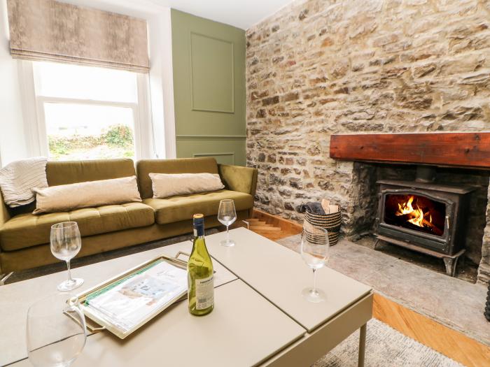 Hillside House, Aysgarth, North Yorkshire, Yorkshire Dales National Park, Patio, WiFi, 5 x Smart TVs