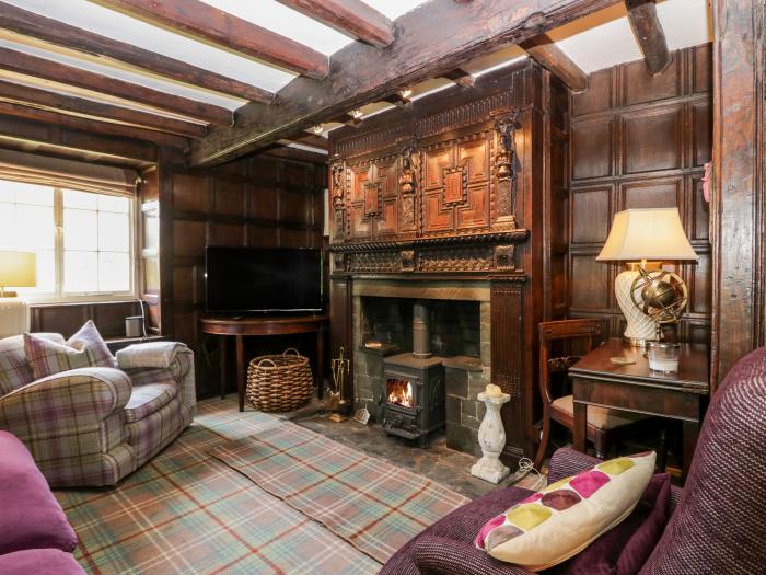 The Old House, Troutbeck Bridge, Cumbria. In a National Park. Close to amenities. Woodburning stove.