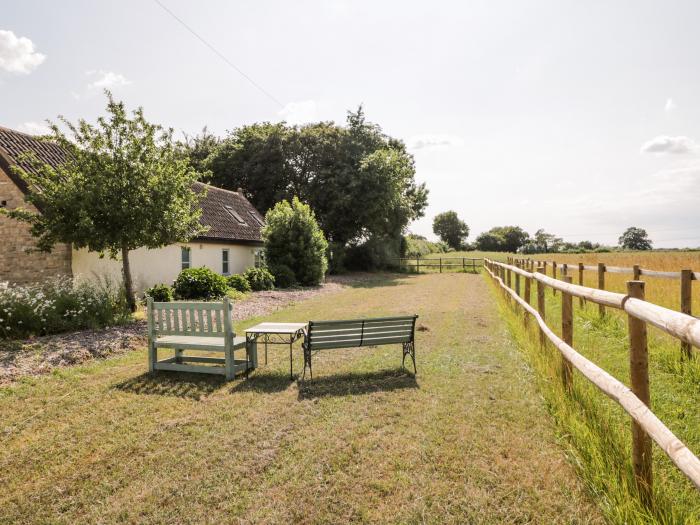 Little Barn in Yatton Keynell, Wiltshire. Woodburning stove. Off-road parking. Pet-friendly. In AONB